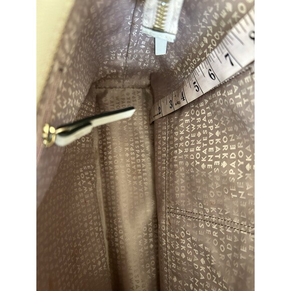 KATE SPADE SATCHEL LARGE TOTE HANDBAG BLACK LEATHER ZIPPED GOLDEN Heart HANG TAG - Picture 11 of 11